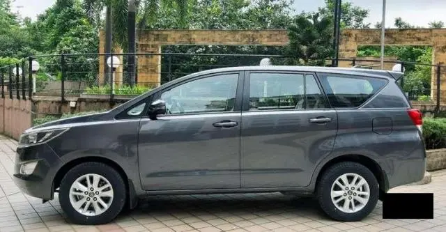 Toyota Innova Crysta 2.4 G 8 STR BS6 2021