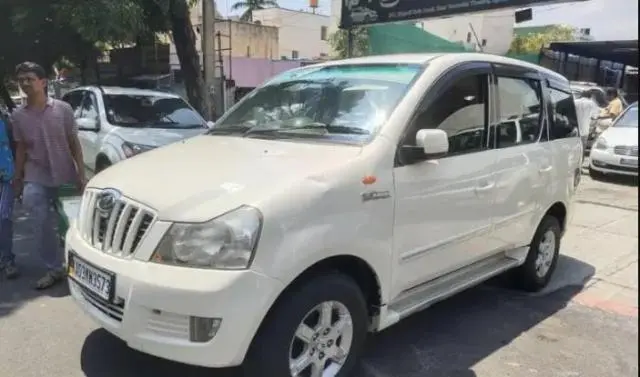 Mahindra Xylo E8 BS III 2011