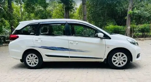 Honda Mobilio V i-DTEC 2014