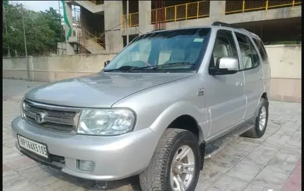 Tata Safari 4x2 LX DICOR 2012