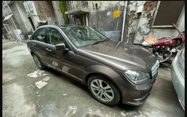 Mercedes-Benz C-Class C 220 d 2013