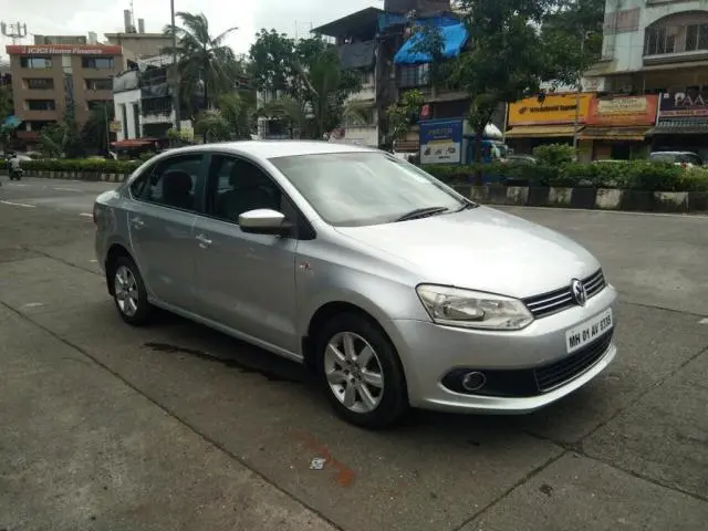 Volkswagen Vento Highline Petrol AT 2011