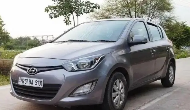 Hyundai i20 Sportz 1.4 CRDi 2014