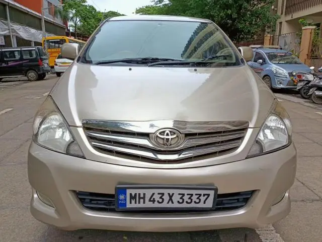 Toyota Innova 2.5 V 7 STR 2009