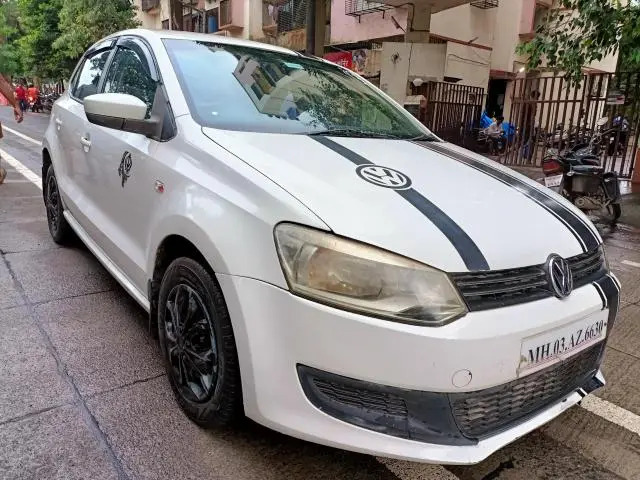 Volkswagen polo Trendline 1.2L (D) 2011