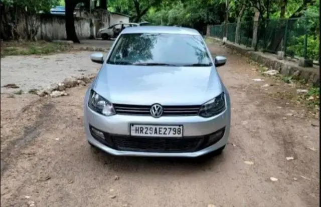 Volkswagen Polo Comfortline 1.2L (D) 2013
