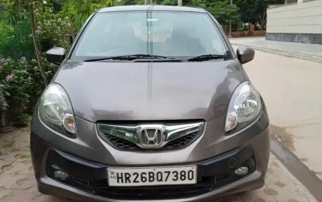 Honda Brio V MT 2012