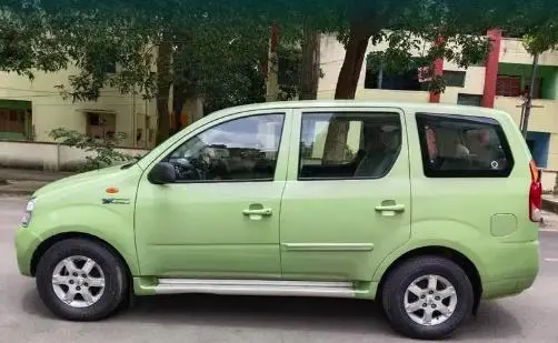 Mahindra Xylo E8 ABS BS III 2009