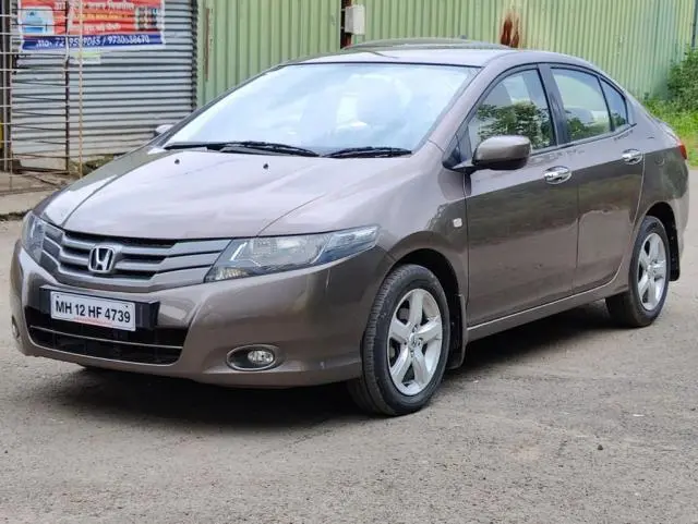 Honda City 1.5 V AT 2011