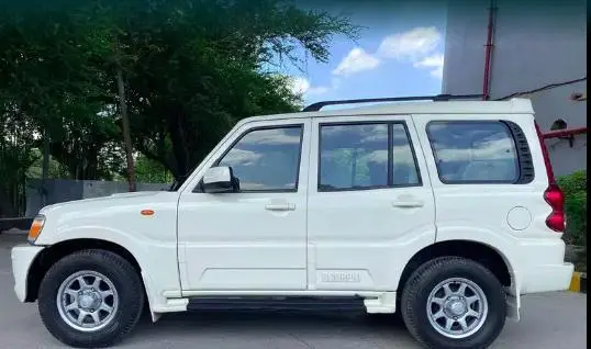 Mahindra Scorpio SLE BS IV 2009