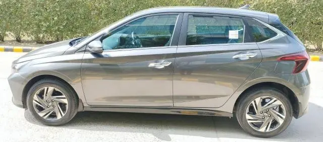 Hyundai i20 Asta 1.2 IVT Petrol 2021