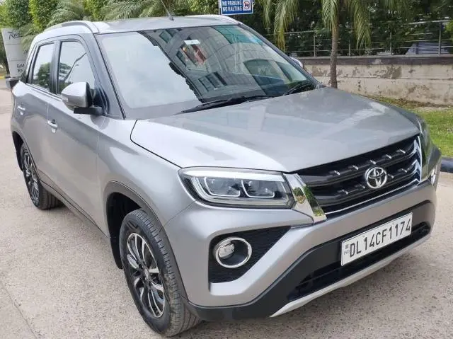 Toyota Urban Cruiser Premium AT 2020
