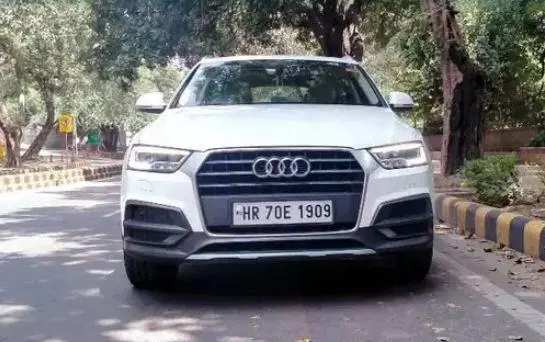 Audi Q3 30 TDI Premium FWD 2017