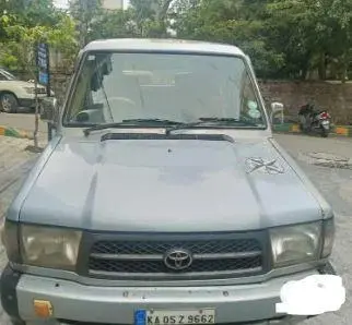 Toyota Qualis FS B4 2002