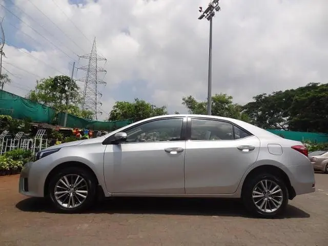 Toyota Corolla Altis 1.8 VL 2016