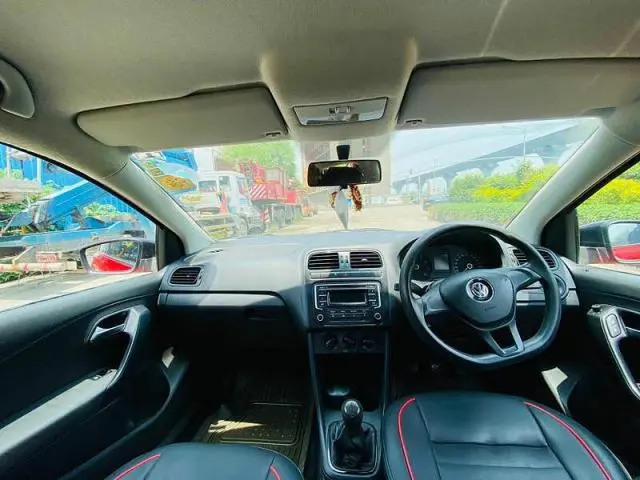 Volkswagen Polo Highline1.2L (P) 2014