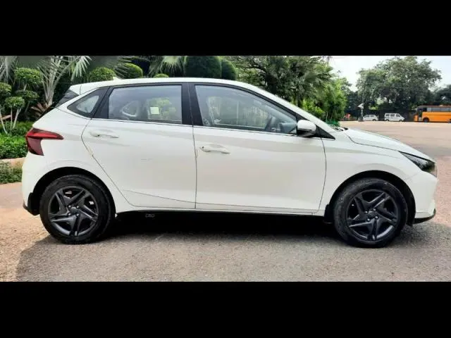 Hyundai i20 Sportz 1.2 MT Petrol 2020
