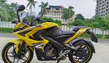 Bajaj Pulsar RS200 2017
