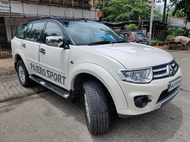 Mitsubishi Pajero Sport 2.5 AT 2017