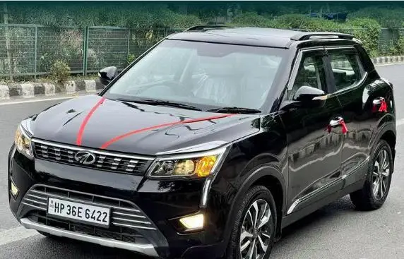 Mahindra XUV300 W8 (O) Petrol BS6 2021
