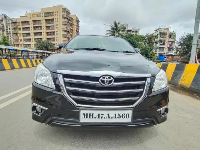 Toyota Innova 2.5 ZX 7 STR BS IV 2015