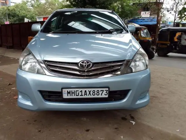 Toyota Innova 2.5 G (Diesel) 8 Seater BS IV 2011