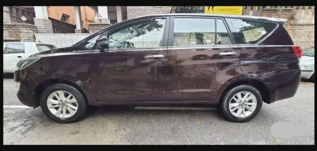 Toyota Innova Crysta 2.4 VX 7 STR 2017