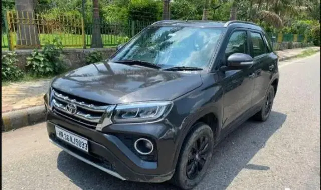 Toyota Urban Cruiser High MT 2021