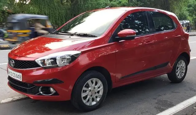 Tata Tiago Revotron XZA 2018