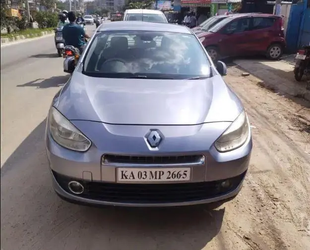 Renault Fluence 2.0 E4 2011