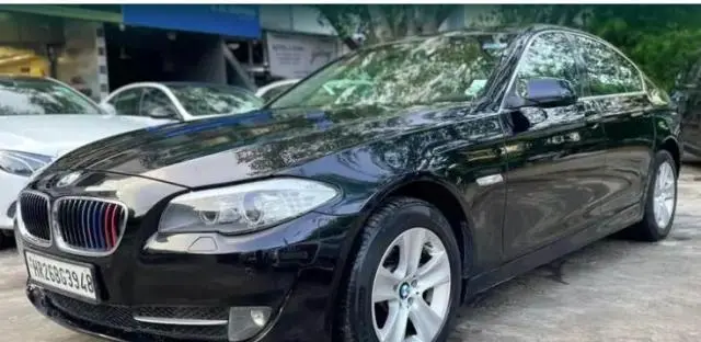 BMW 5 Series 523I 2010