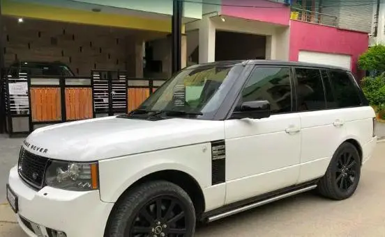 Land Rover Range Rover 4.4 SDV8 VOGUE SE 2011