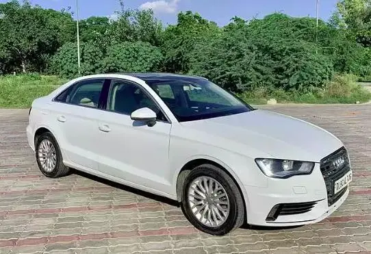 Audi A3 35 TDI Premium Plus + Sunroof 2016