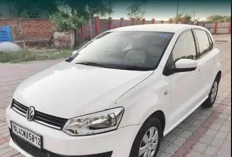 Volkswagen Polo Comfortline 1.2L (P) 2012