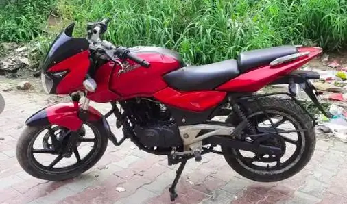 Bajaj Pulsar 180cc 2010