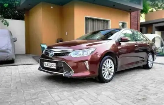 Toyota Camry Hybrid 2017