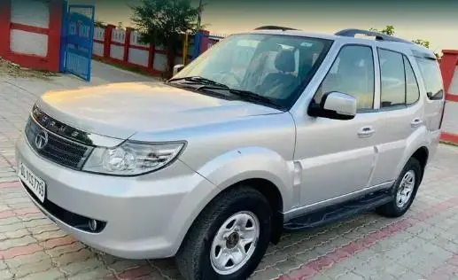 Tata Safari Storme 2.2 EX 4X2 2015