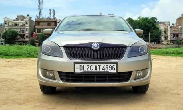 Skoda Rapid 1.5 TDI Elegance AT 2015