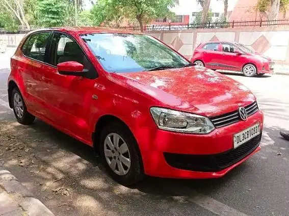 Volkswagen Polo Trendline 1.2L (P) 2012