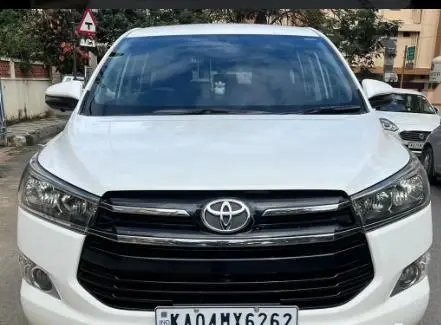 Toyota Innova Crysta 2.4 GX 8 STR 2019