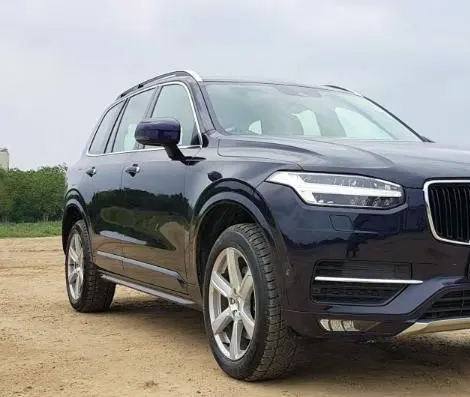 Volvo XC90 Momentum Luxury 2019