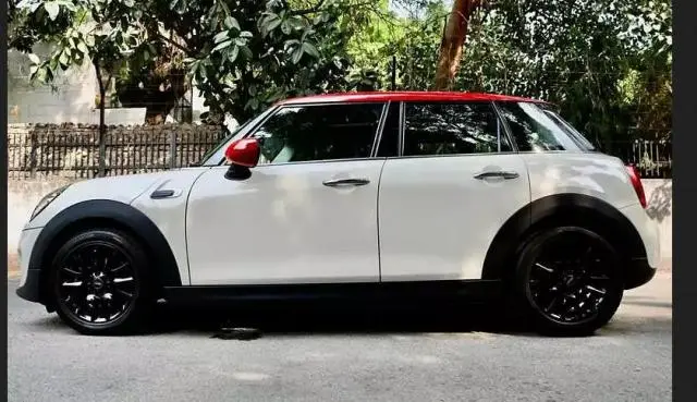 Mini Cooper JCW Hatchback 2021