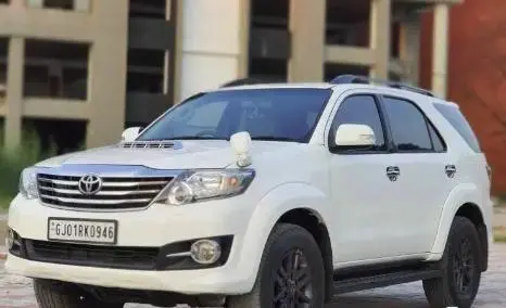 Toyota Fortuner 3.0 4X2 AT 2015