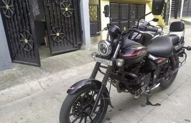 Bajaj Avenger Street 220 2016