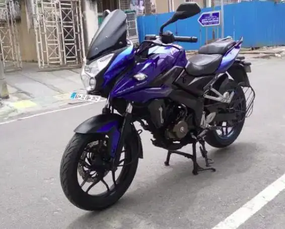 Bajaj Pulsar AS200 2015