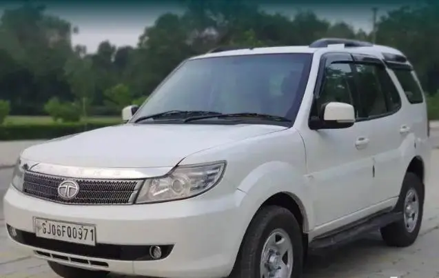Tata Safari Storme EX 2013