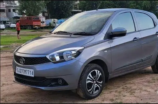 Tata Tiago Revotron XZ 2019
