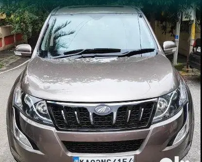 Mahindra XUV500 W10 AWD AT 2018