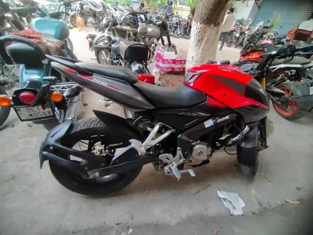 Bajaj Pulsar NS200 2012