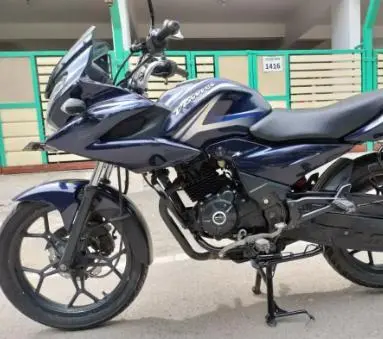 Bajaj Discover 150cc 2015